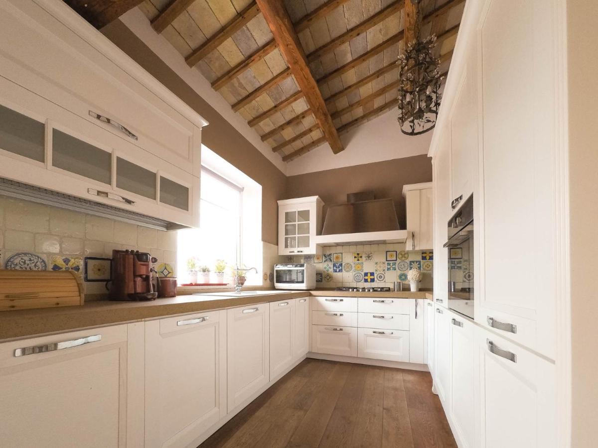 Il Bianconiglio R&B Bed & Breakfast Carraie Dış mekan fotoğraf