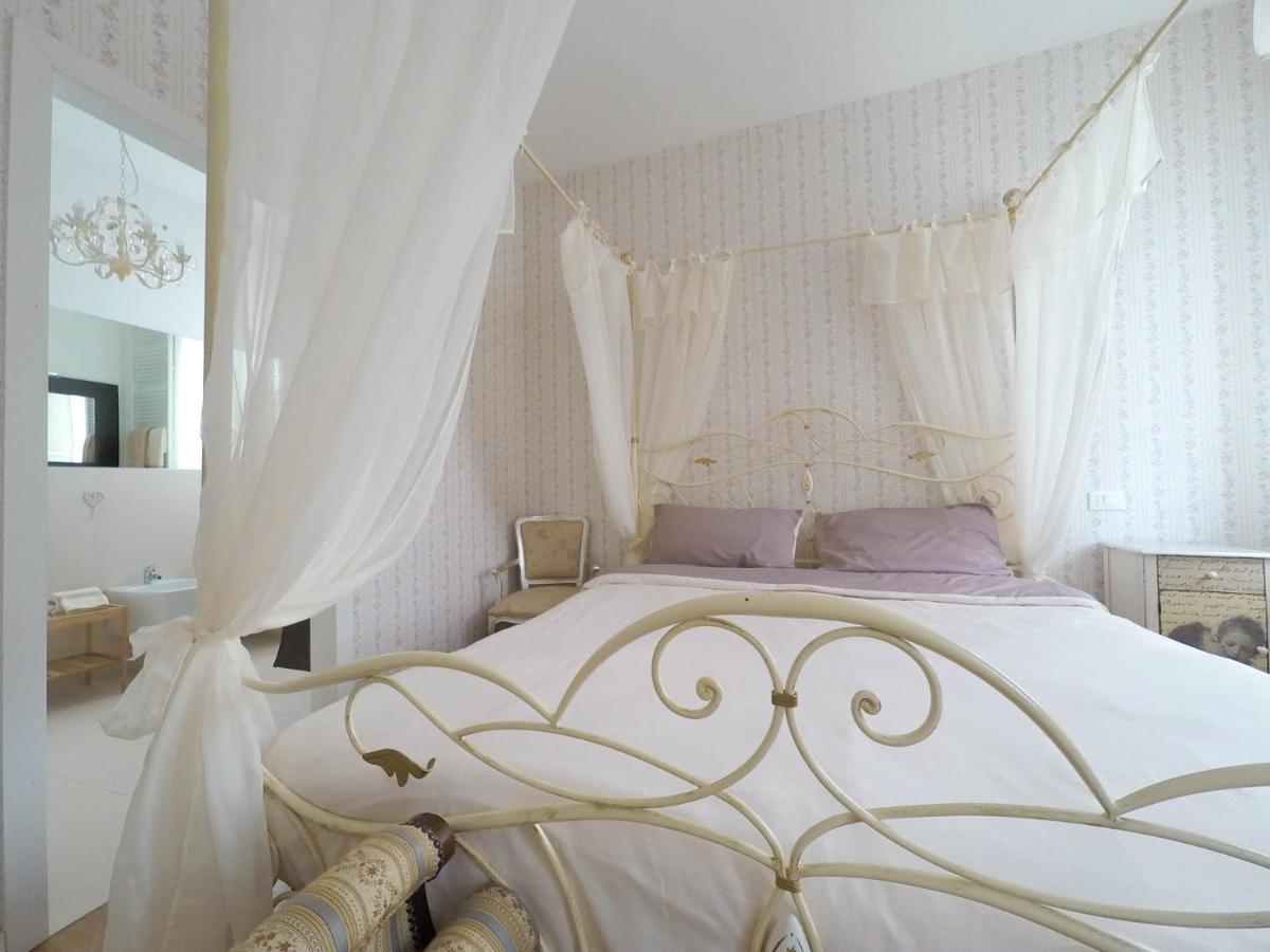 Il Bianconiglio R&B Bed & Breakfast Carraie Dış mekan fotoğraf