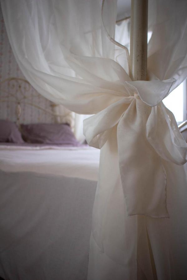 Il Bianconiglio R&B Bed & Breakfast Carraie Dış mekan fotoğraf